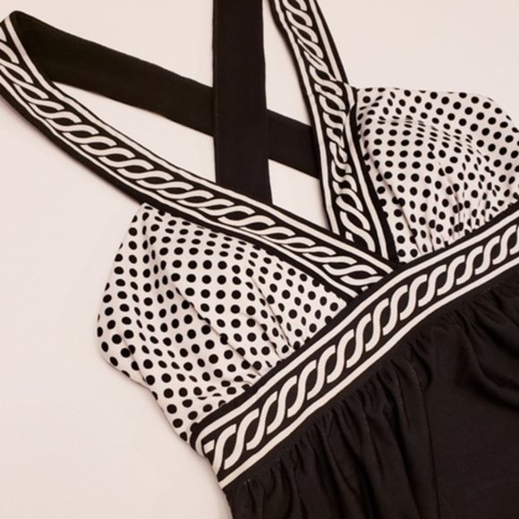 Criss Cross Back Dress - Picture 2 of 8